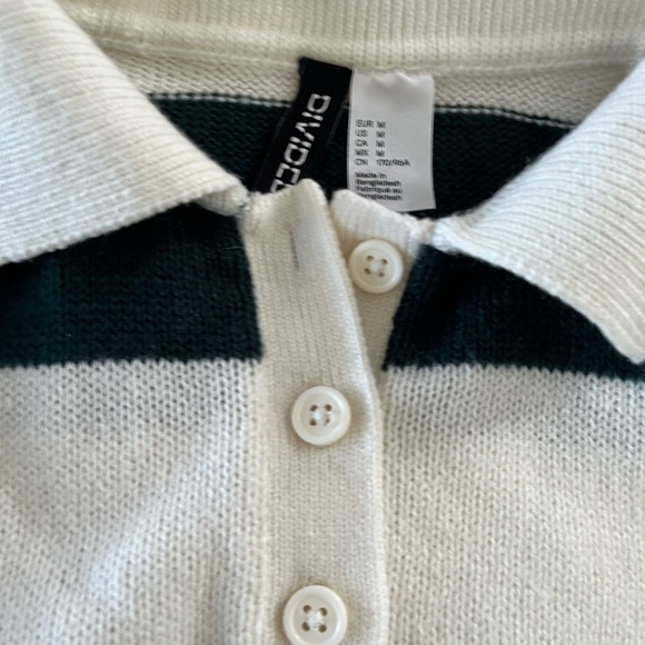 Green and White Striped collared cropped sweater top - Picture 4 of 5